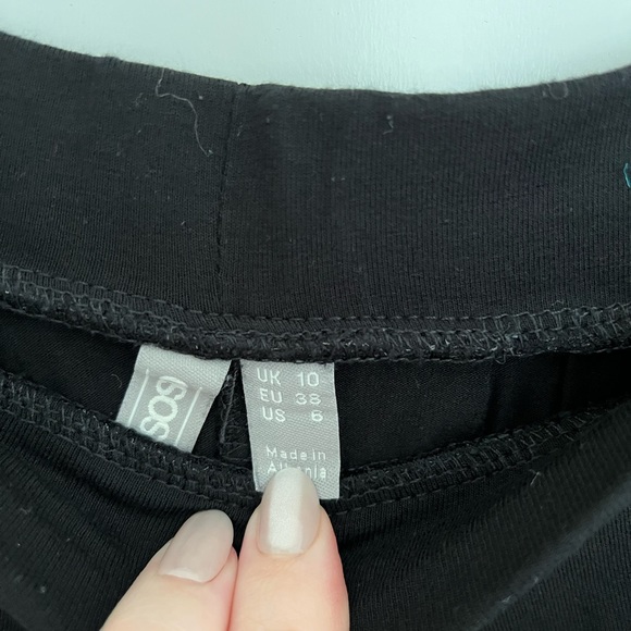 ASOS pleated calf length skirt. Size 6 - Picture 3 of 3